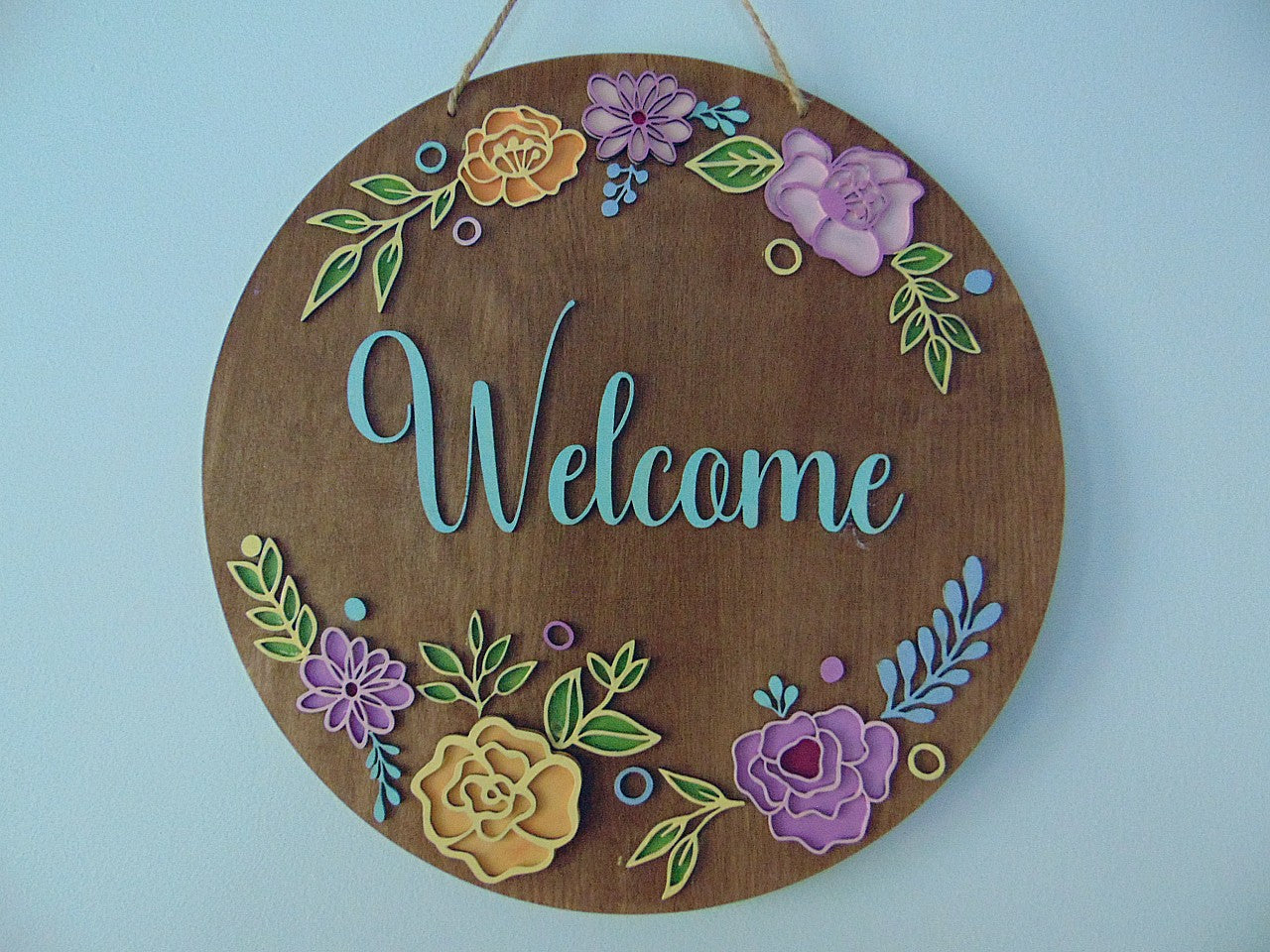 Our "Welcome" wreath features multiple lovely 3D flowers in beautiful pastel color design, making it a standout addition to your seasonal decor. Ideal as a gift, we are happy to include a handwritten card with your personal message. Simply provide the details in your checkout notes.