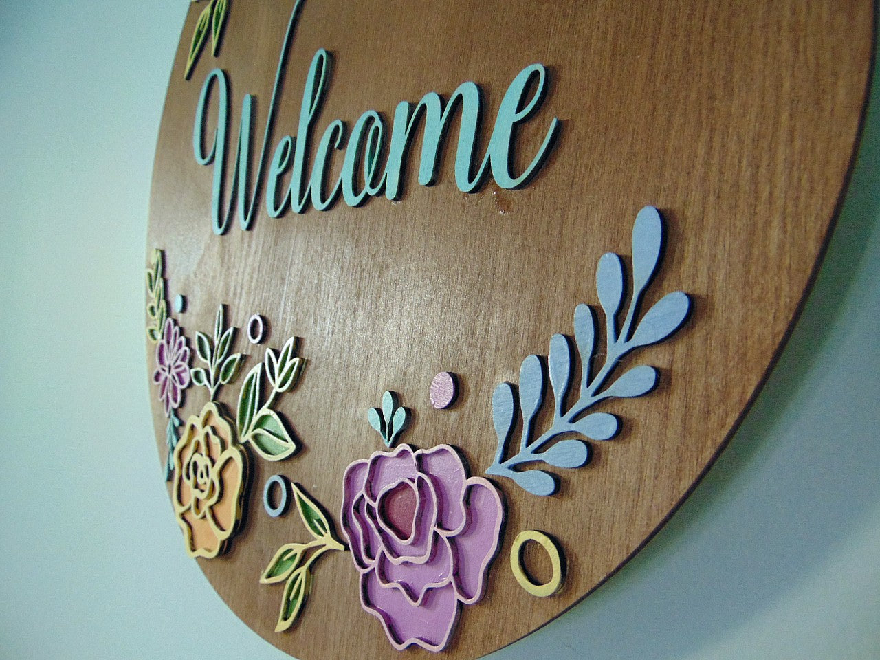 Our "Welcome" wreath features multiple lovely 3D flowers in beautiful pastel color design, making it a standout addition to your seasonal decor. Ideal as a gift, we are happy to include a handwritten card with your personal message. Simply provide the details in your checkout notes.